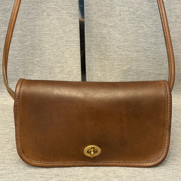 Coach Handbags - Vintage Coach Dinky - Putty